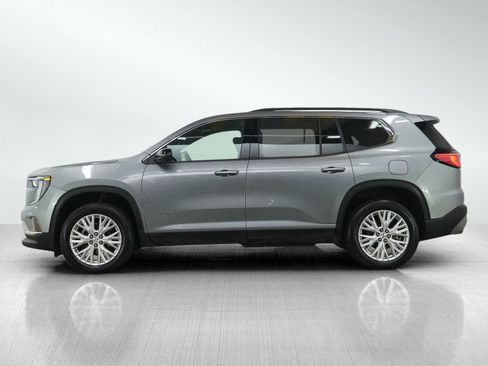 Used 2024 GMC Acadia Elevation w/ Luxury Package AWD/4WD image 2