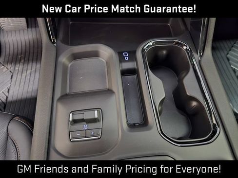New 2026 GMC Sierra 2500 AT4 w/ AT4 Premium Plus Package AWD/4WD image 24