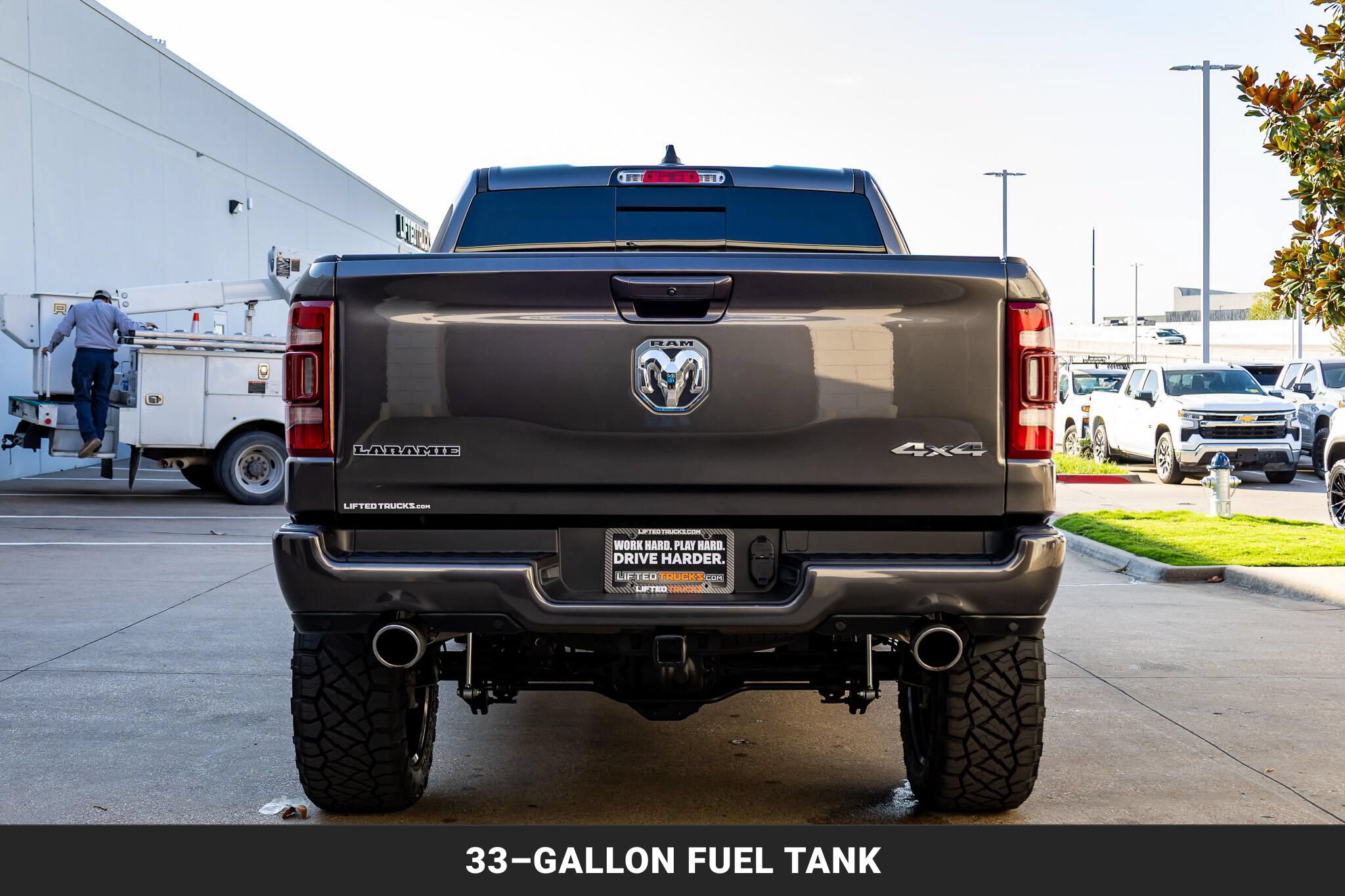 Used 2023 RAM 1500 Laramie AWD/4WD image 8