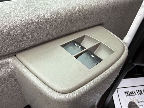 Used 2019 Chevrolet Express 2500 w/ Driver Convenience Package image 34