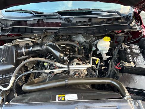 Used 2021 RAM 1500 Classic SLT image 27