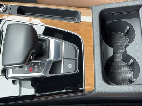 Used 2022 Audi Q5 2.0T Premium image 28