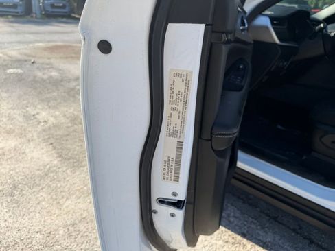 Certified 2025 Jeep Grand Cherokee L Laredo RWD image 14