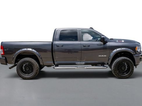 Used 2024 RAM 2500 Big Horn AWD/4WD image 6