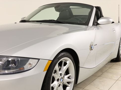 Used 2008 BMW Z4 3.0i RWD image 46