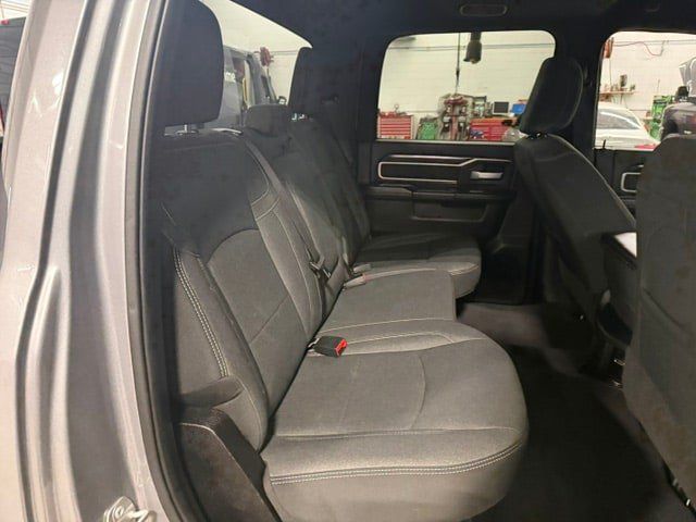 Used 2024 RAM 2500 Big Horn w/ Night Edition AWD/4WD image 16