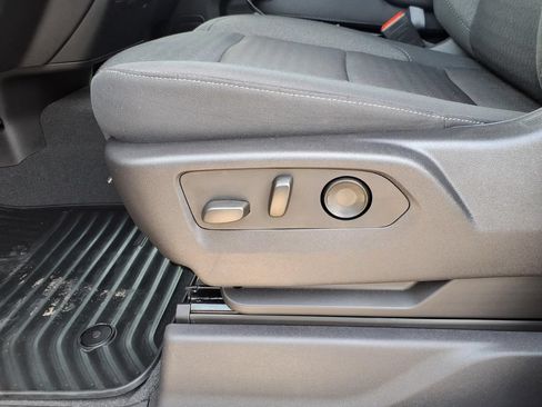 Used 2024 Chevrolet Silverado 1500 Custom w/ Turbomax Blackout Package RWD image 25