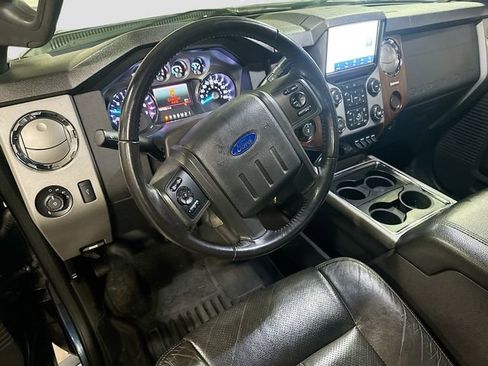 Used 2013 Ford F250 Lariat w/ Chrome Pkg image 10