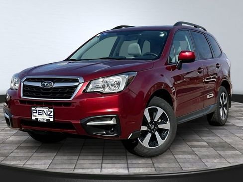 Used 2018 Subaru Forester 2.5i Premium w/ All-Weather Package AWD/4WD image 1