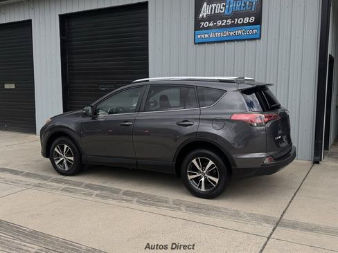 Used 2016 Toyota RAV4 XLE FWD image 5