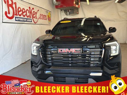 Used 2026 GMC Terrain Elevation w/ Black Edition image 1