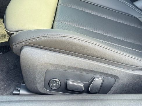 Used 2026 BMW 430i xDrive Coupe w/ M Sport Package image 17