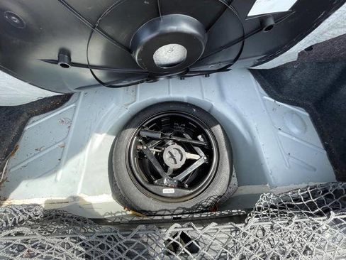 Used 2005 Buick Le Sabre Custom image 26