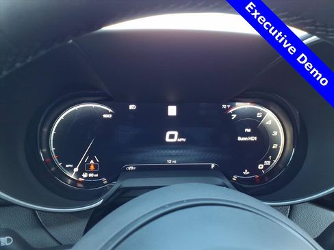 New 2025 Alfa Romeo Giulia Veloce w/ Veloce Package Rwd image 24