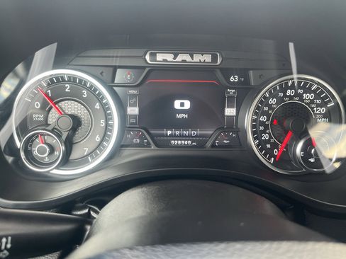 Used 2022 RAM 1500 Big Horn AWD/4WD image 26