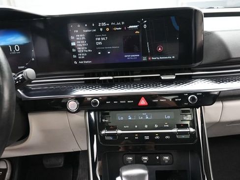 Used 2023 Kia Carnival SX Prestige w/ Paint Protection Package FWD image 10