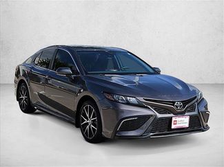 Used 2024 Toyota Camry SE FWD video 3