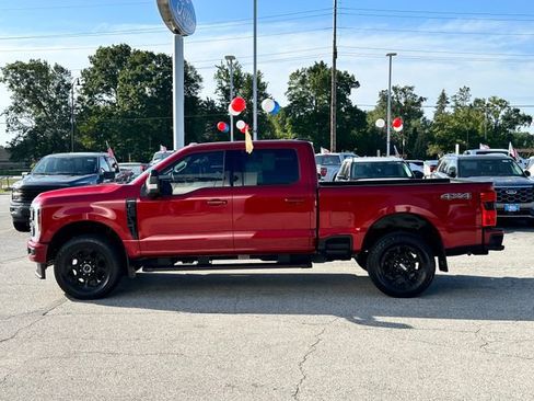 Certified 2025 Ford F250 Lariat w/ Black Appearance Package AWD/4WD image 4