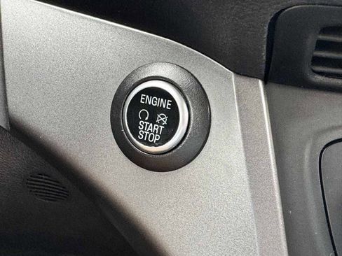 Used 2019 Ford Escape SE FWD image 50