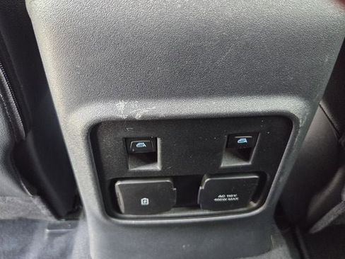 Used 2023 Ford Bronco Wildtrak AWD/4WD image 13