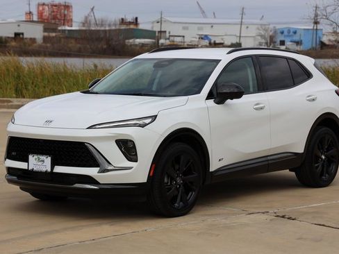 New 2026 Buick Envision Sport Touring image 3