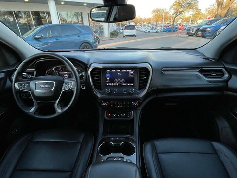 Used 2023 GMC Acadia AT4 image 11