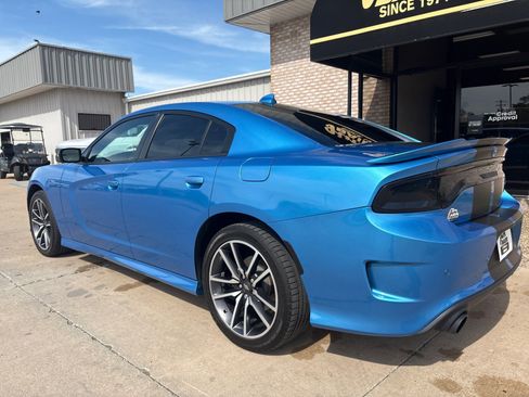 Used 2023 Dodge Charger GT w/ Plus Group RWD image 10
