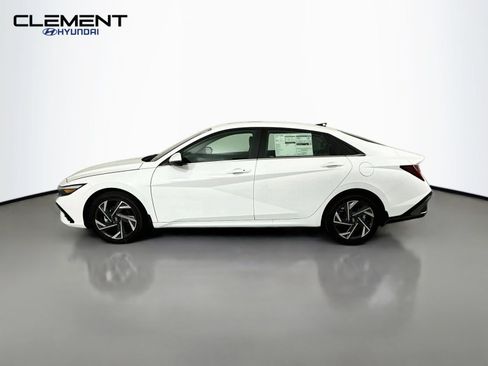 New 2026 Hyundai Elantra Limited FWD image 4