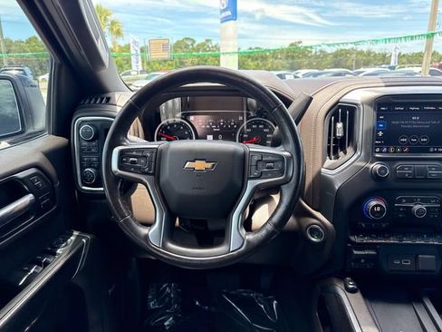 Used 2021 Chevrolet Silverado 1500 LTZ w/ Technology Package AWD/4WD image 22