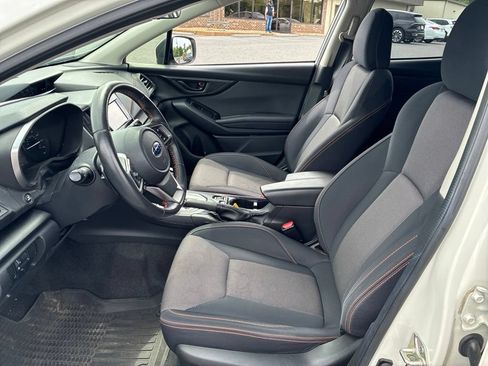 Used 2021 Subaru Crosstrek 2.0i Premium w/ Moonroof Package AWD/4WD image 9