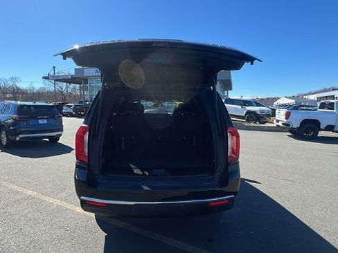 Certified 2024 GMC Yukon SLT AWD/4WD image 31