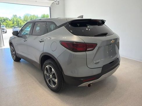 Used 2025 Chevrolet Blazer LT AWD/4WD image 4