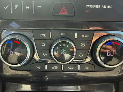 Used 2017 Buick Enclave Convenience FWD image 21