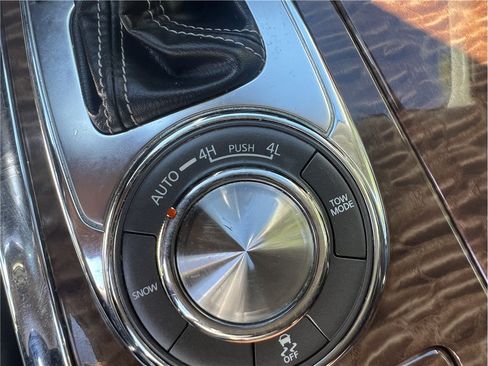 Used 2019 Nissan Armada SL w/ Premium Package AWD/4WD image 22