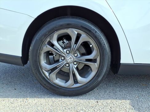 Certified 2023 Honda Accord EX image 25