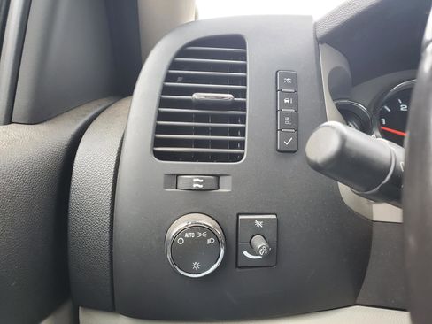 Used 2008 Chevrolet Silverado 3500 LT image 25