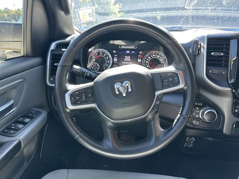 Used 2022 RAM 1500 Big Horn image 24