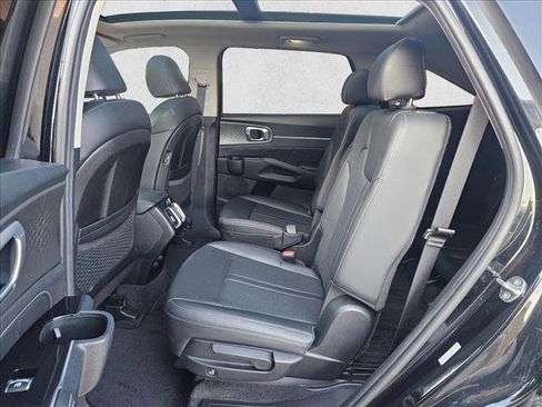 Used 2023 Kia Sorento SX AWD/4WD image 21