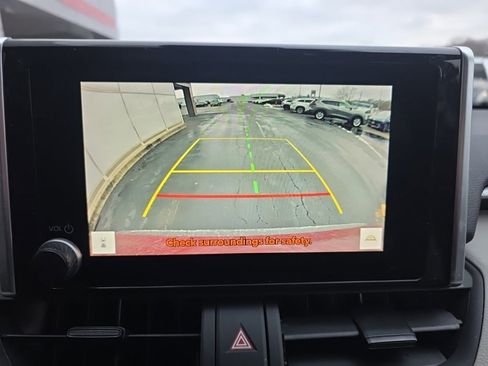 Used 2023 Toyota RAV4 XLE image 22