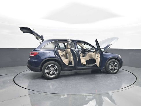 Used 2022 Mercedes-Benz GLC 300 GLC 300 image 44