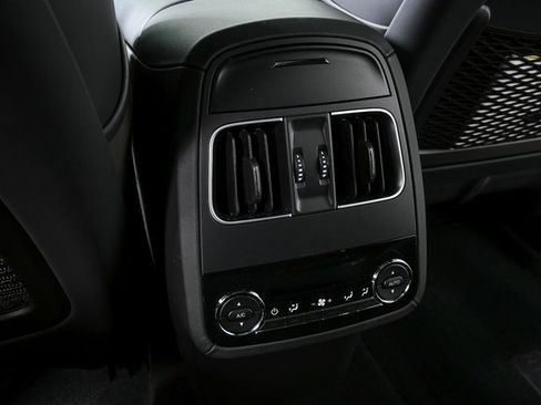 Used 2022 Maserati Levante Modena S image 21