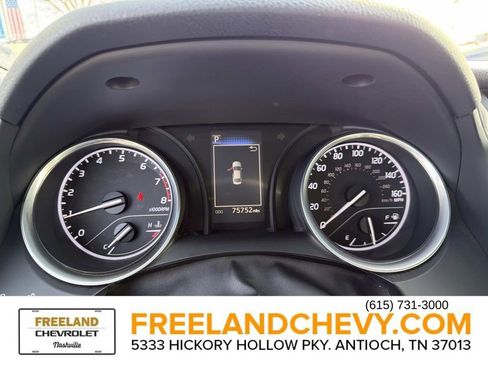 Used 2018 Toyota Camry SE image 29