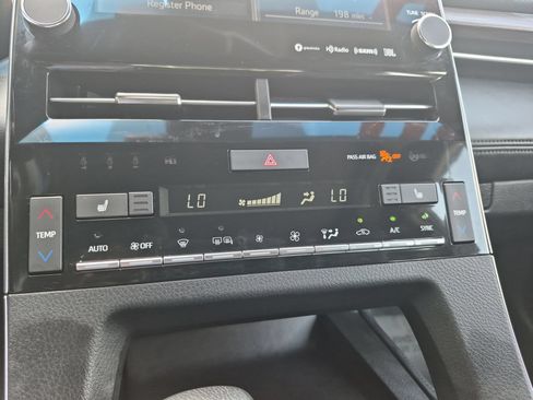 Used 2019 Toyota Avalon XLE w/ Moonroof Package FWD image 21