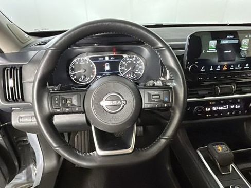Used 2024 Nissan Pathfinder SL w/ SL Premium Package AWD/4WD image 15