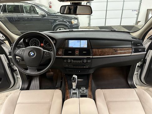 Used 2012 BMW X5 xDrive35d image 17