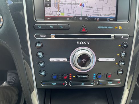 Used 2016 Ford Explorer Platinum AWD/4WD image 20