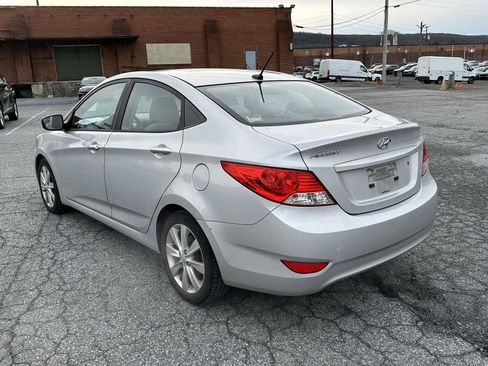 Used 2014 Hyundai Accent GLS w/ Option Group 2 image 6