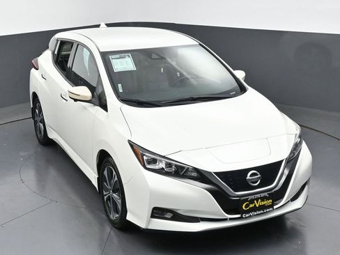 Used 2022 Nissan Leaf SL Plus image 46