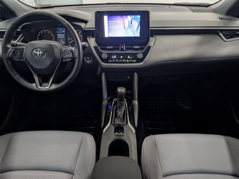 Used 2023 Toyota Corolla Cross AWD Hybrid image 22