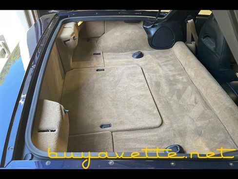 Used 2000 Chevrolet Corvette Coupe w/ Roof Pkg image 24